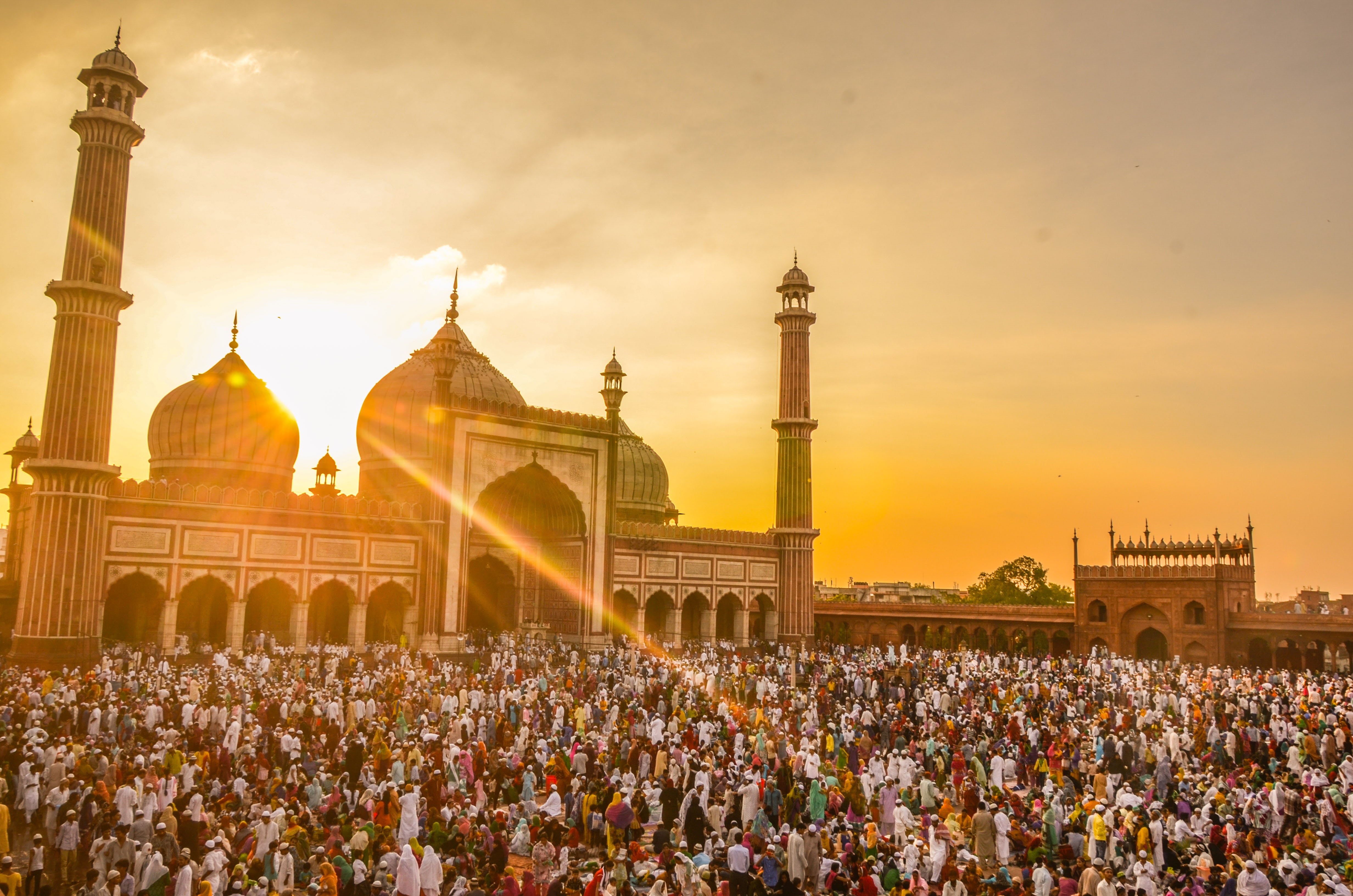 ٢٥ حديثًا نبويًا في الخيرية